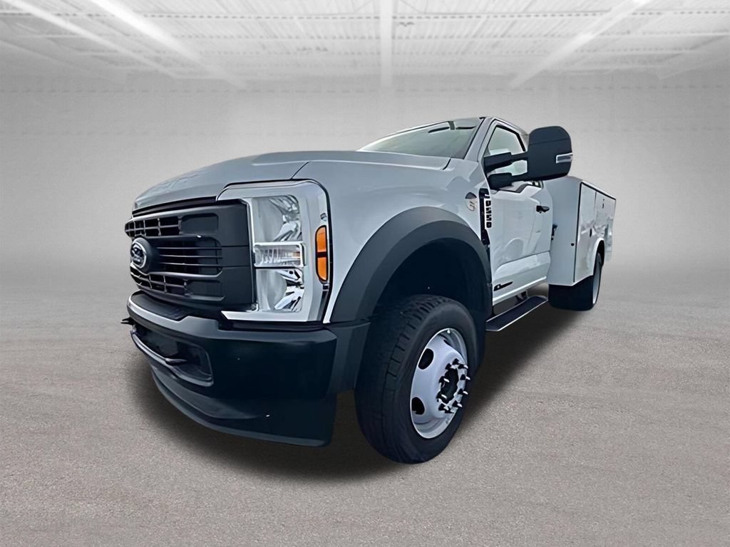 New 2025 Ford F550 4x4 Regular Cab Super Duty image 3