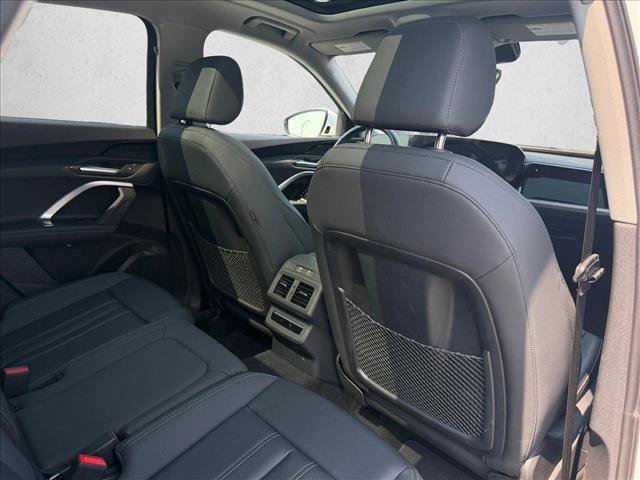 Certified 2025 Audi Q5 Premium w/ Convenience Package AWD/4WD image 19