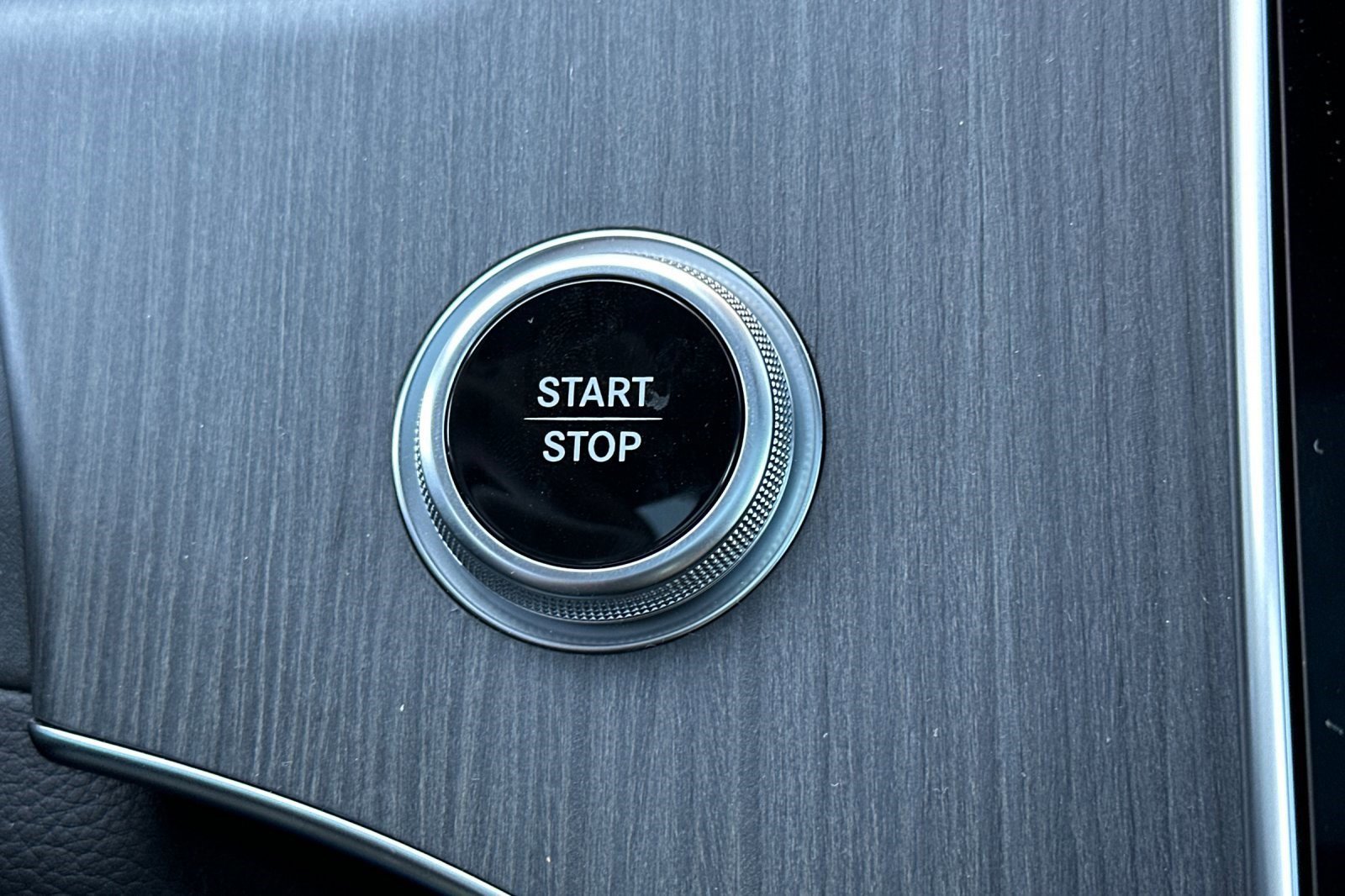 New 2024 Mercedes-Benz EQE 350+ 4MATIC SUV image 28