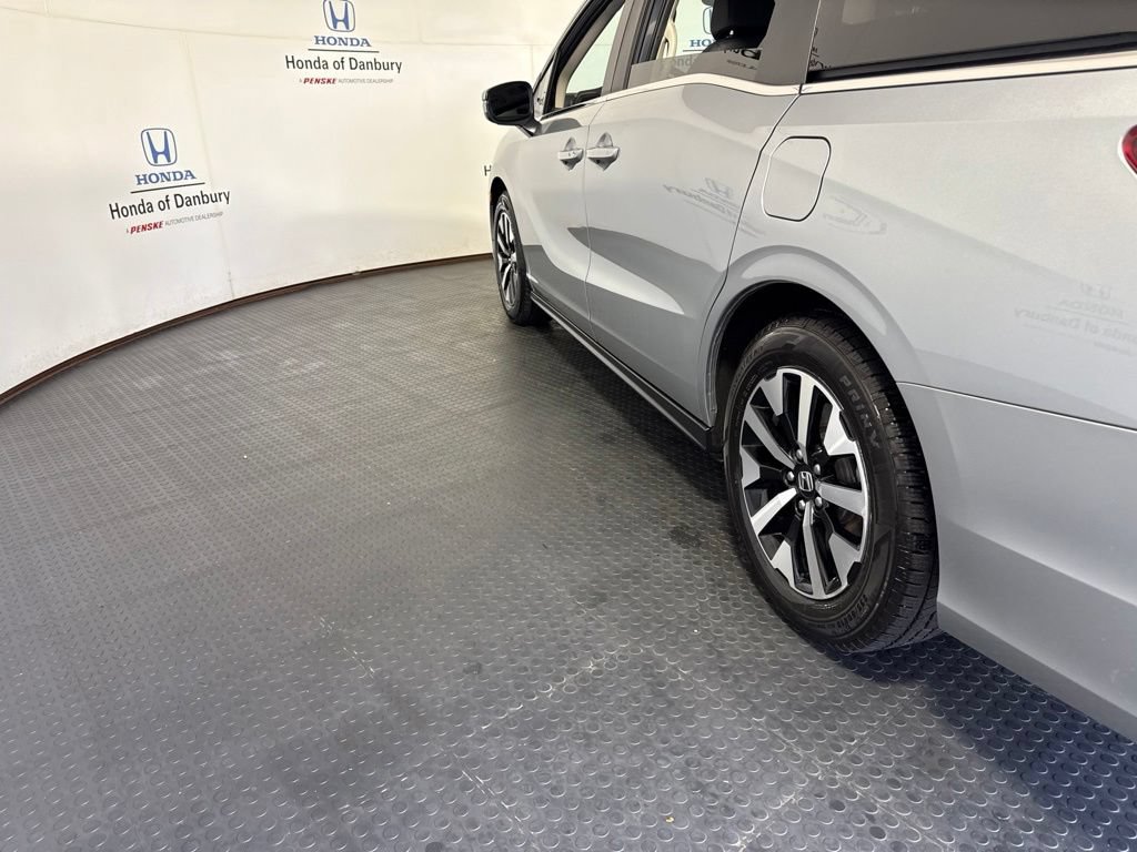 Used 2025 Honda Odyssey EX-L image 10