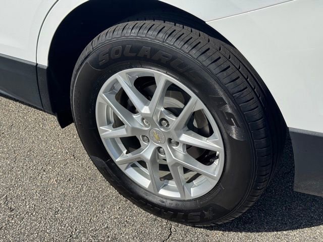 Used 2022 Chevrolet Equinox LT AWD/4WD image 9