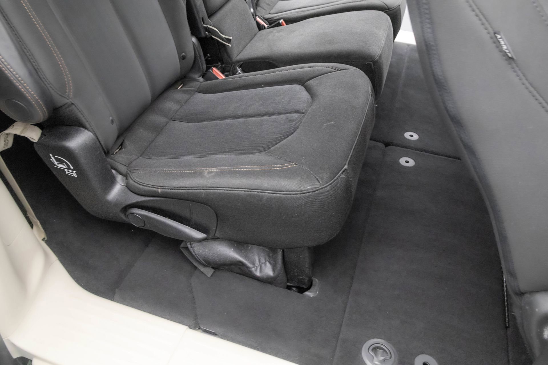 Used 2019 Chrysler Pacifica Touring Plus w/ Tire & Wheel Group image 34