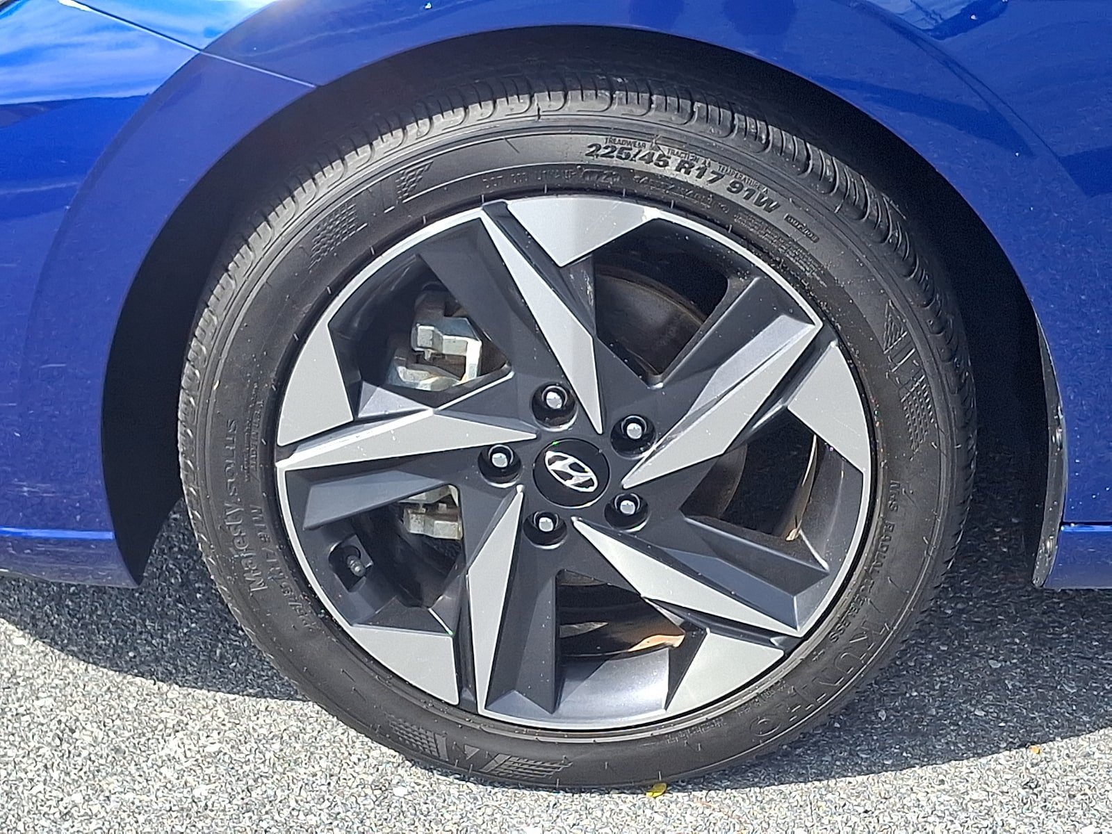 Used 2023 Hyundai Elantra SEL w/ Convenience Package FWD image 9