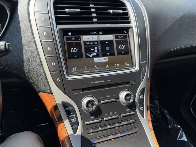 Used 2016 Lincoln MKX Reserve w/ Climate Package AWD/4WD image 19