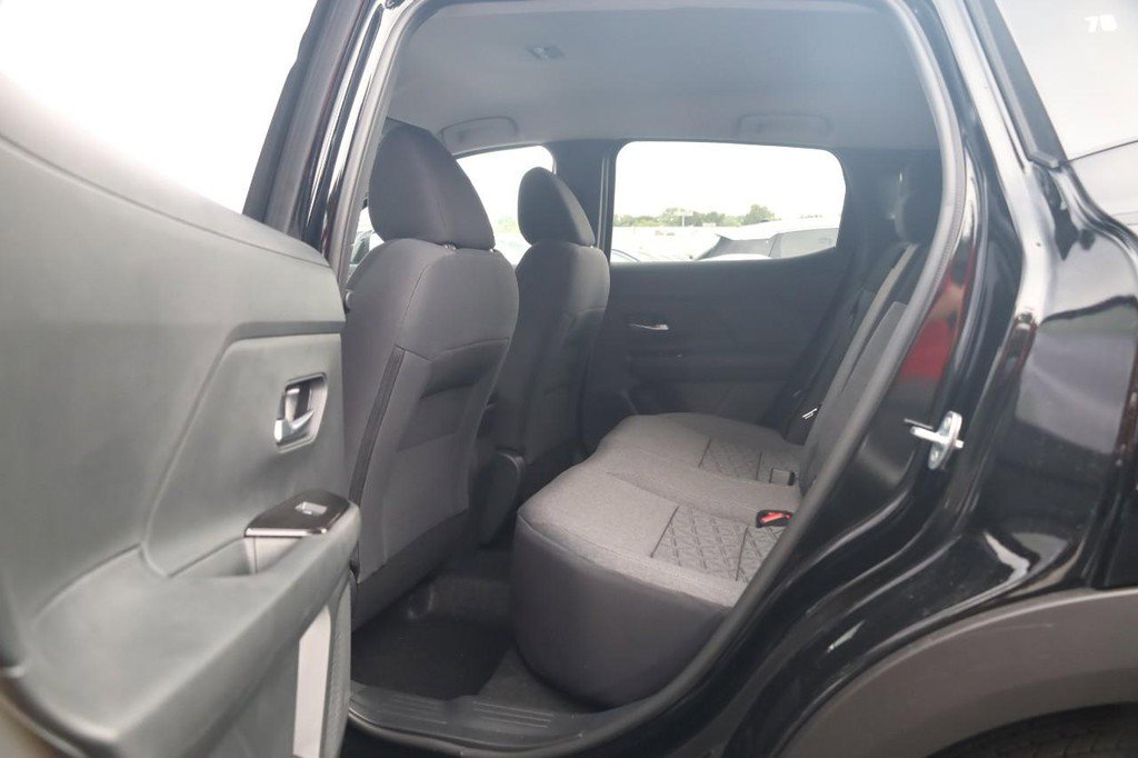 New 2026 Nissan Kicks SV image 21