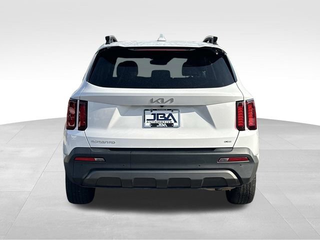 Used 2023 Kia Sorento S w/ Panoramic Sunroof Package image 27