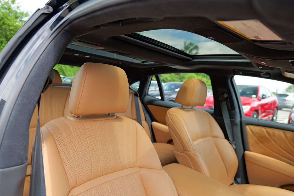 Used 2024 Lexus LS 500 AWD w/ Interior Upgrade Package image 38
