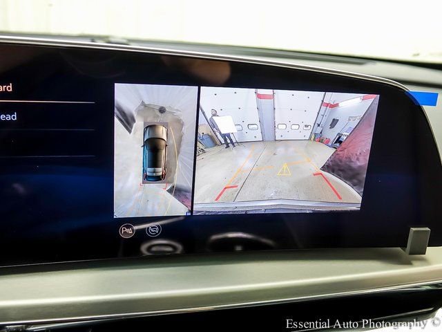 New 2025 Cadillac Lyriq Luxury w/ LPO, Floor Liner Package image 15