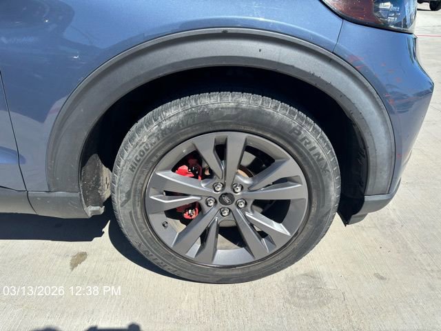 Used 2021 Ford Explorer XLT w/ Equipment Group 202A image 8