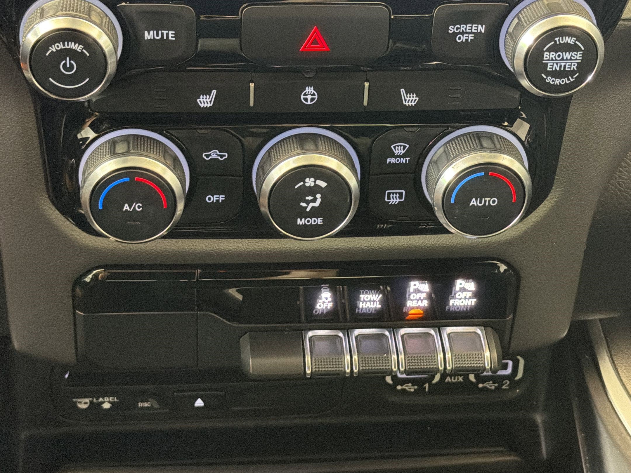 Used 2019 RAM 1500 Big Horn AWD/4WD image 16