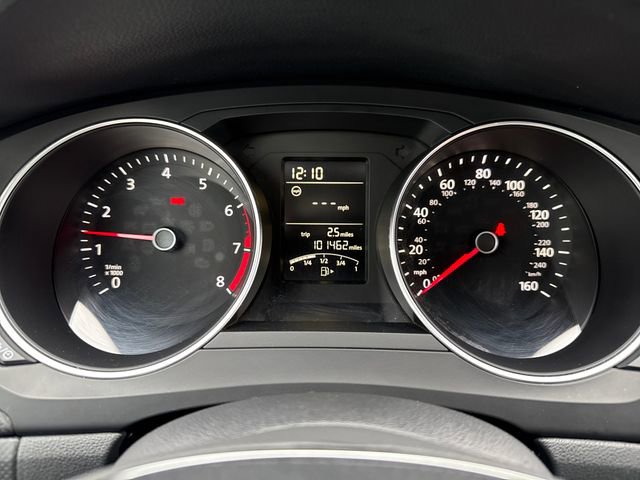 Used 2016 Volkswagen Jetta S image 38