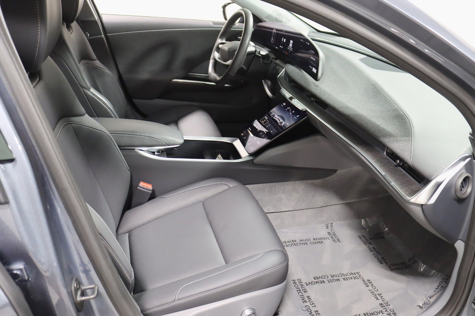 Used 2025 Lucid Air Pure image 35