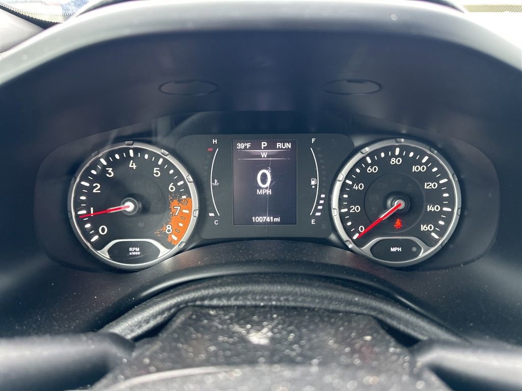 Used 2018 Jeep Renegade Latitude image 27