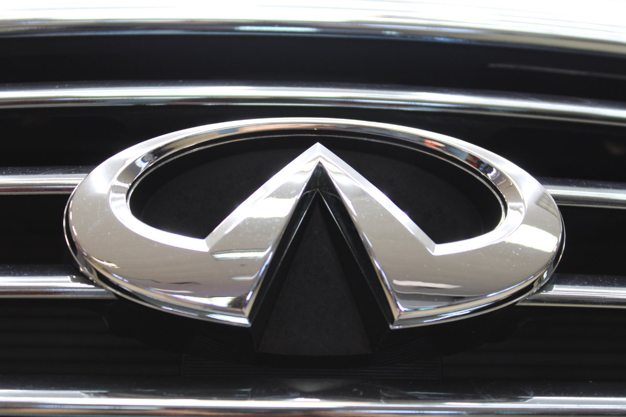 Used 2010 INFINITI G37 Sport w/ Premium Pkg image 19