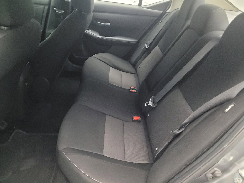 Used 2022 Nissan Sentra SV FWD image 18