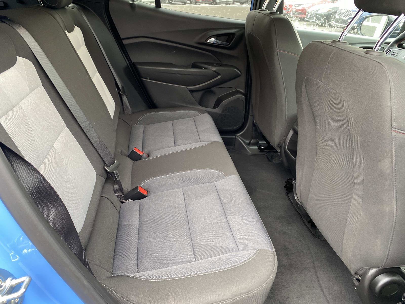 Used 2024 Chevrolet Trax RS w/ Driver Confidence Package image 21