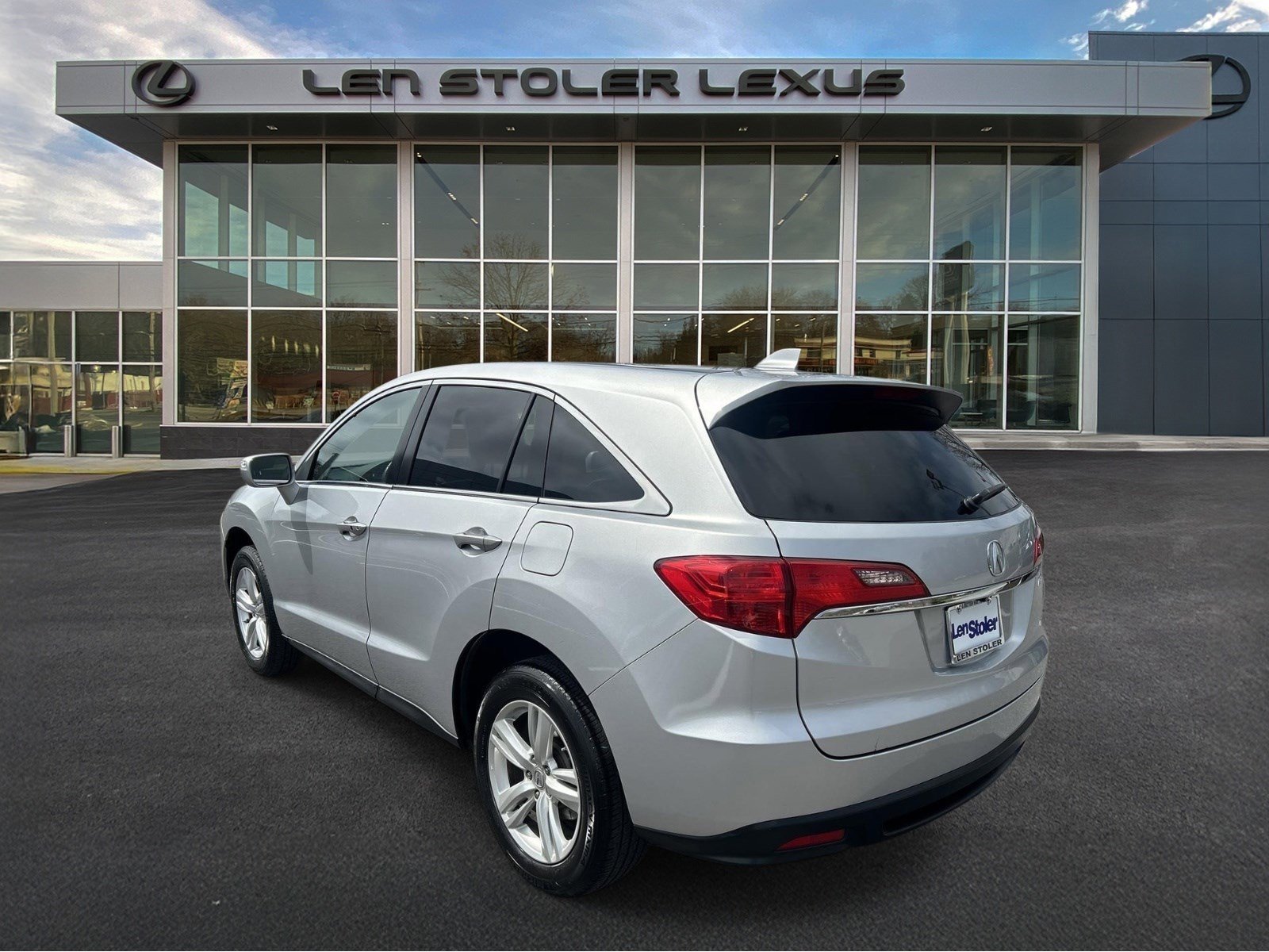 Used 2015 Acura RDX AWD w/ Technology Package image 3