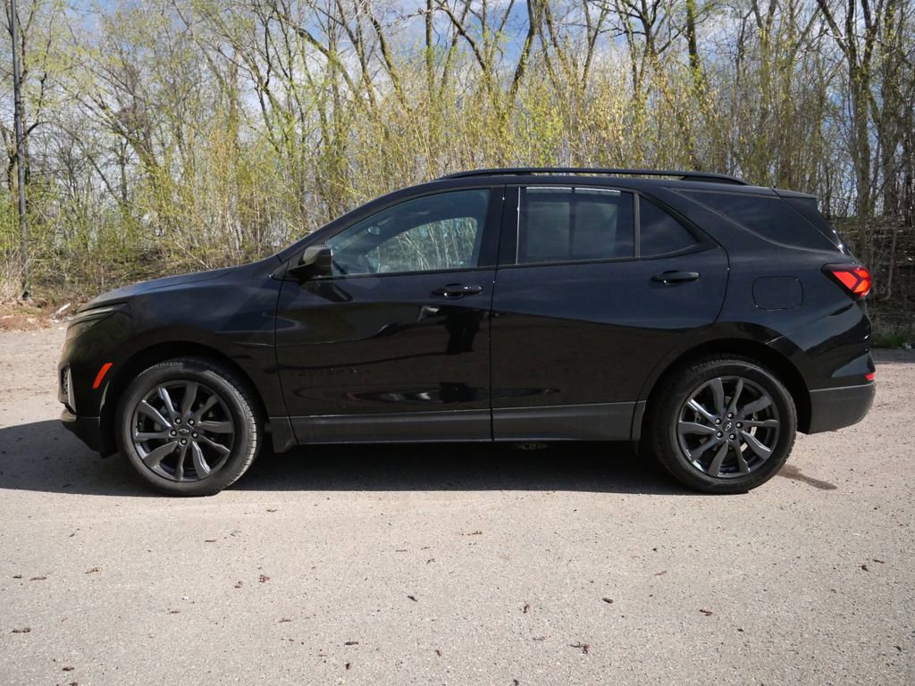 Used 2023 Chevrolet Equinox RS AWD/4WD image 4