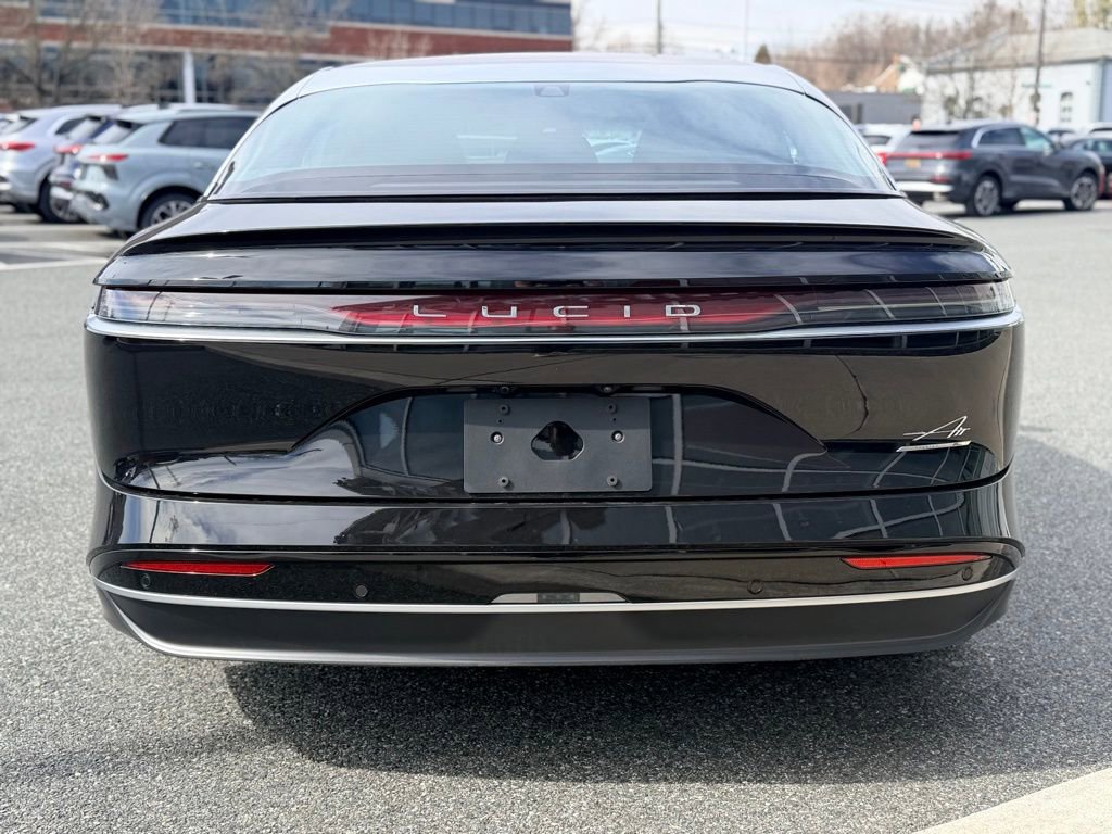 Used 2023 Lucid Air Touring image 5