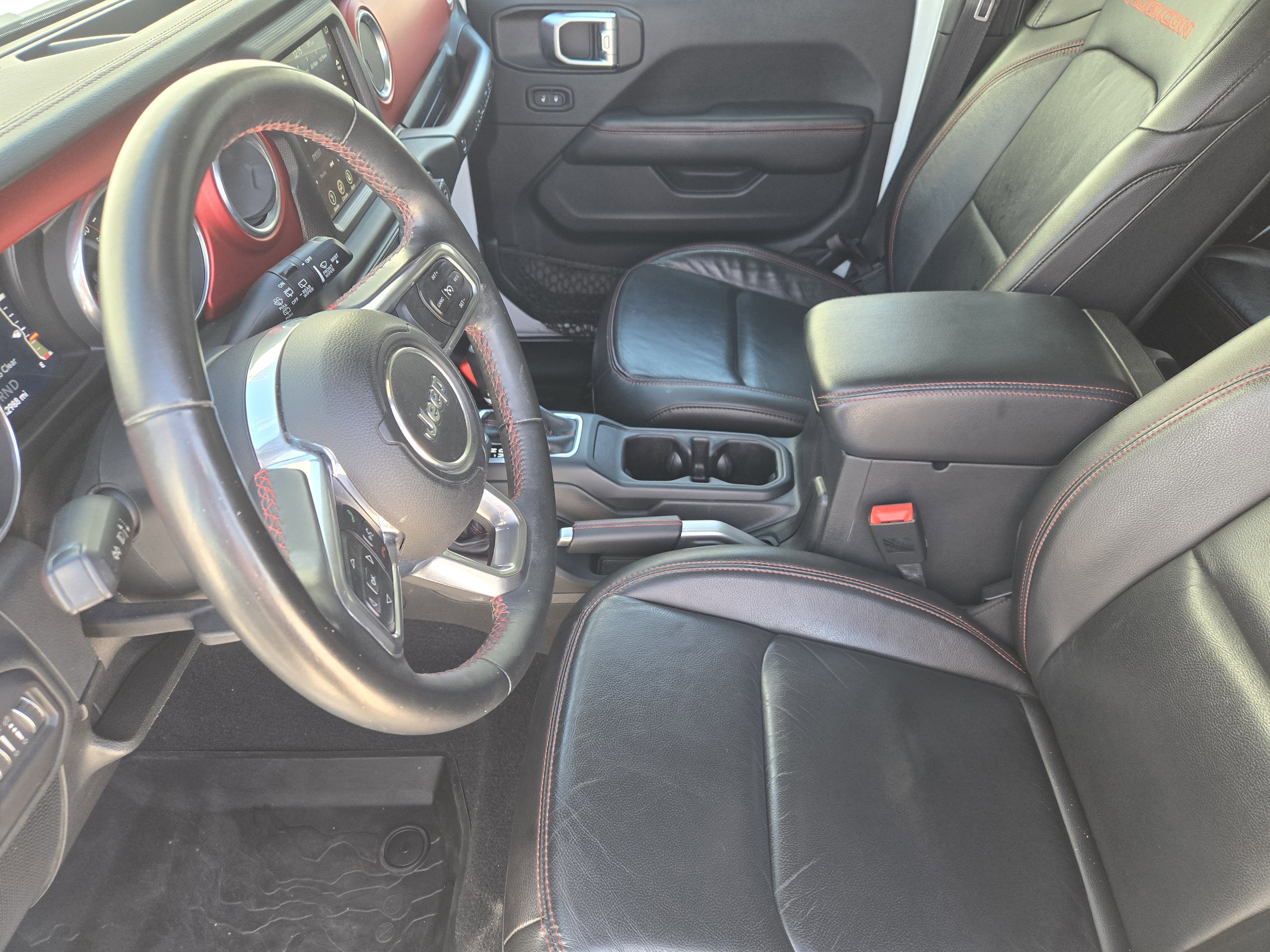 Used 2018 Jeep Wrangler Unlimited Rubicon AWD/4WD image 15