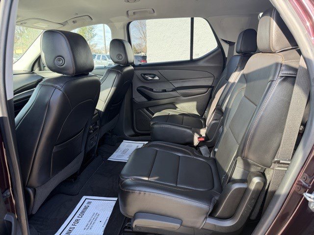 Used 2019 Chevrolet Traverse LT w/ LT Premium Package image 16