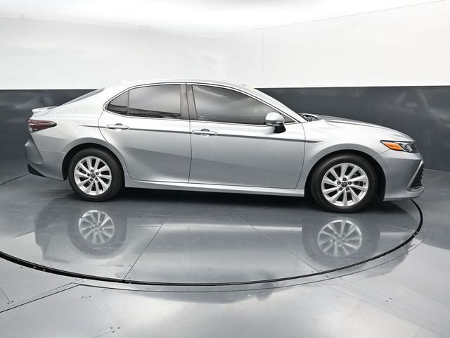 Used 2023 Toyota Camry LE w/ Convenience Package FWD image 12