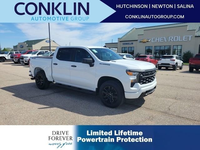 New 2026 Chevrolet Silverado 1500 Custom w/ Turbomax Blackout Package