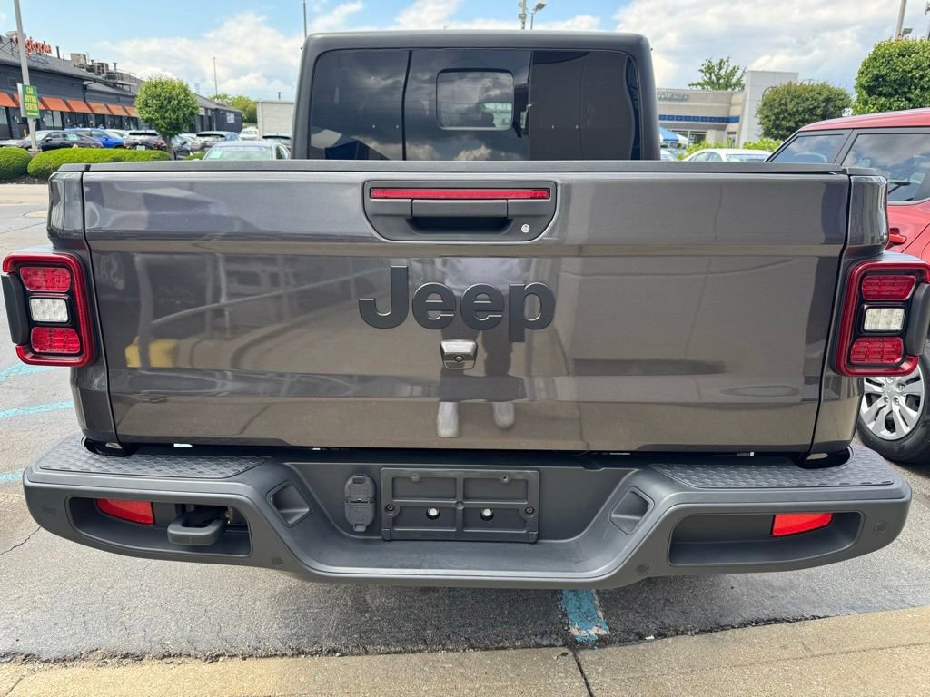 Used 2020 Jeep Gladiator Sport w/ Quick Order Package 24S AWD/4WD image 5