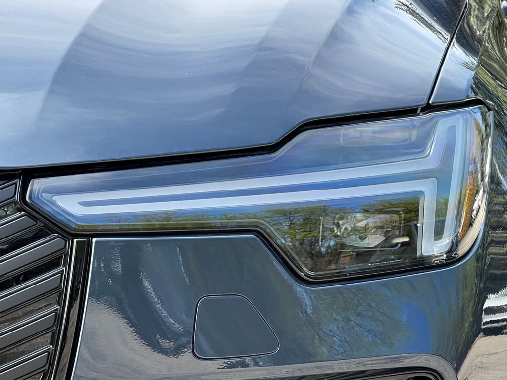 New 2026 Volvo XC90 T8 Ultra w/ Protection Package Premier AWD/4WD image 10
