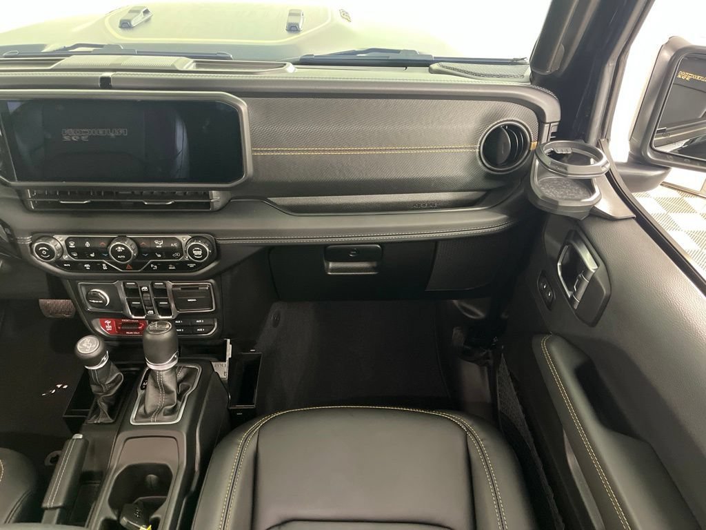 Used 2025 Jeep Wrangler Unlimited Rubicon 392 AWD/4WD image 18