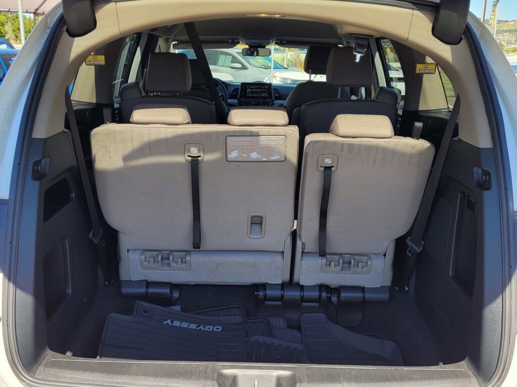 Certified 2024 Honda Odyssey EX image 10