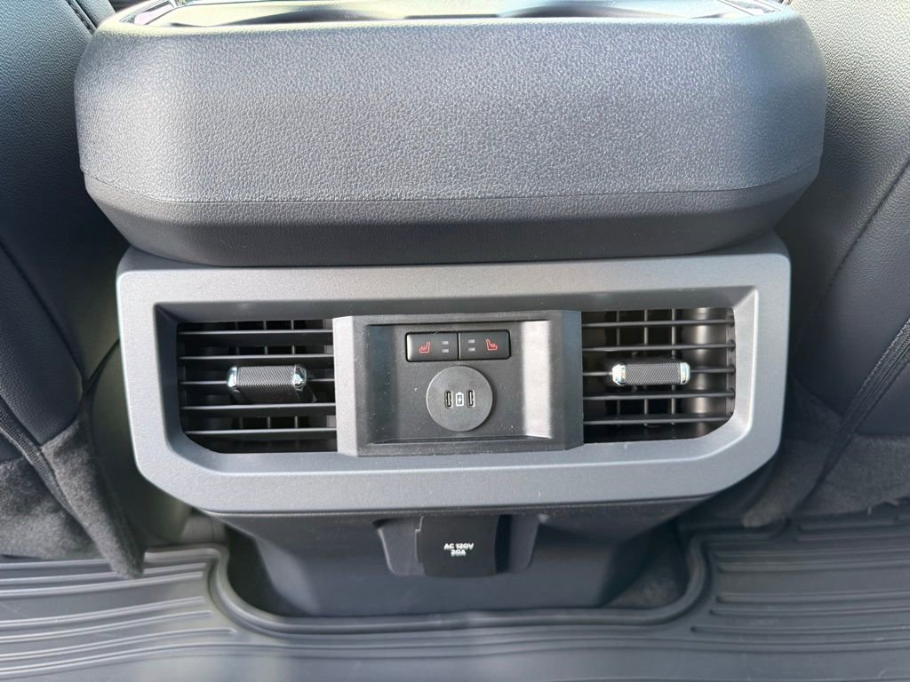 New 2026 Ford F250 Lariat image 28