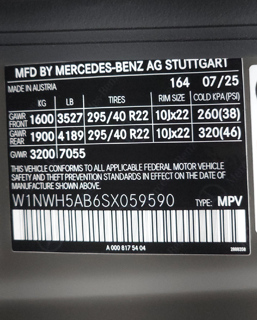 Used 2025 Mercedes-Benz G 63 AMG 4MATIC image 38