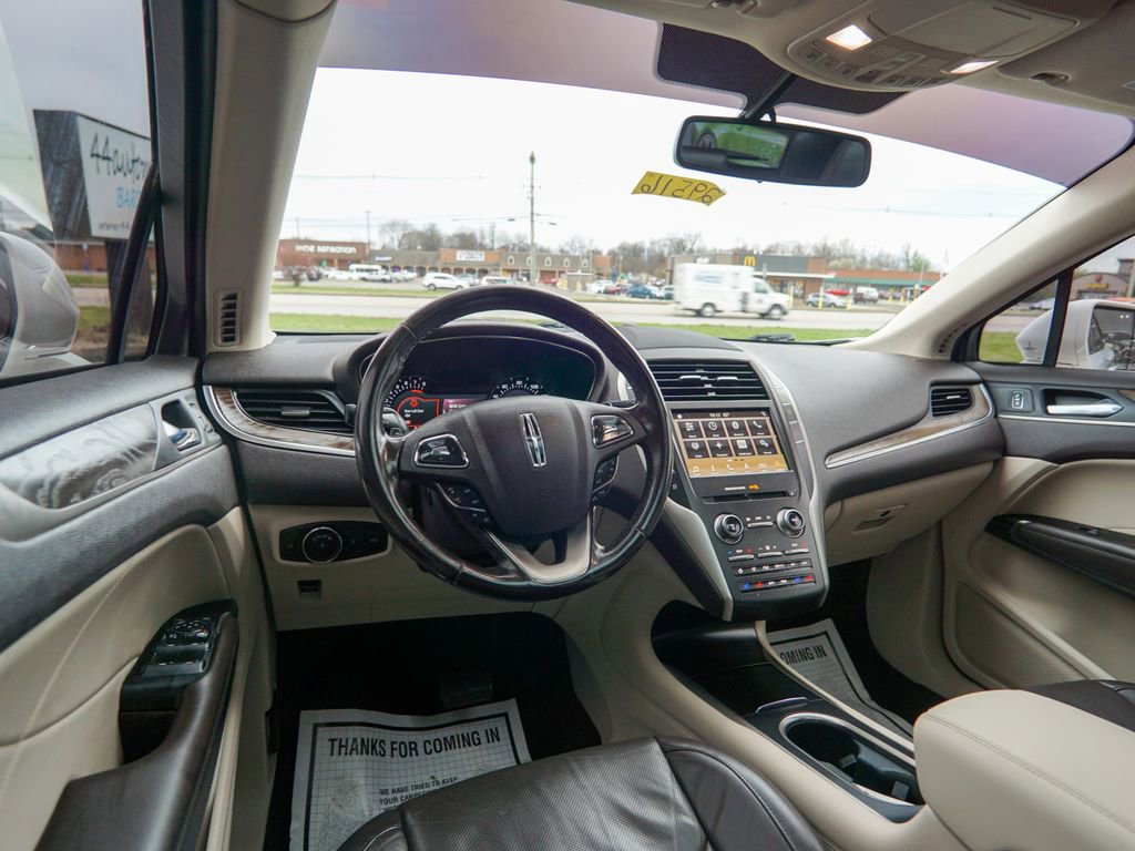 Used 2019 Lincoln MKC Reserve image 13