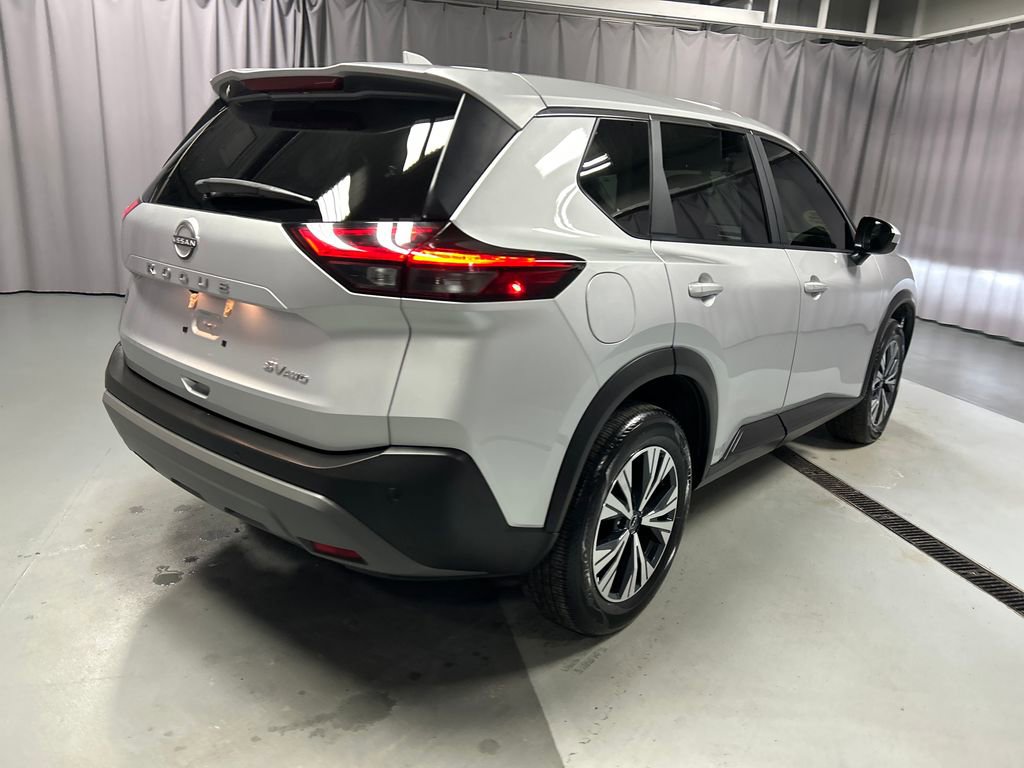 Used 2023 Nissan Rogue SV image 7