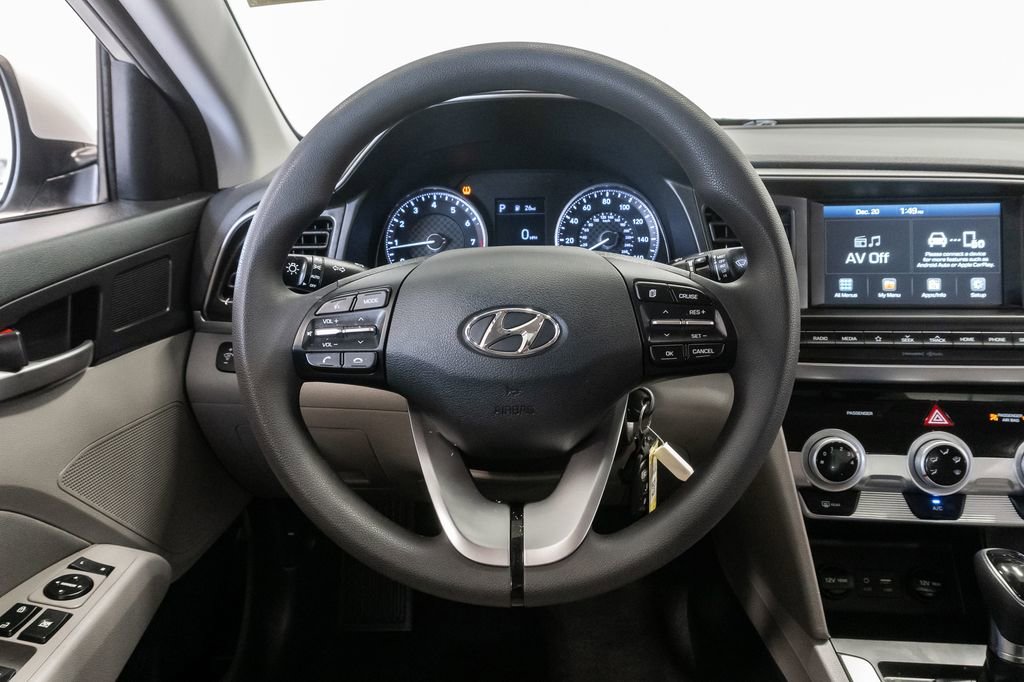Used 2019 Hyundai Elantra SEL FWD image 12