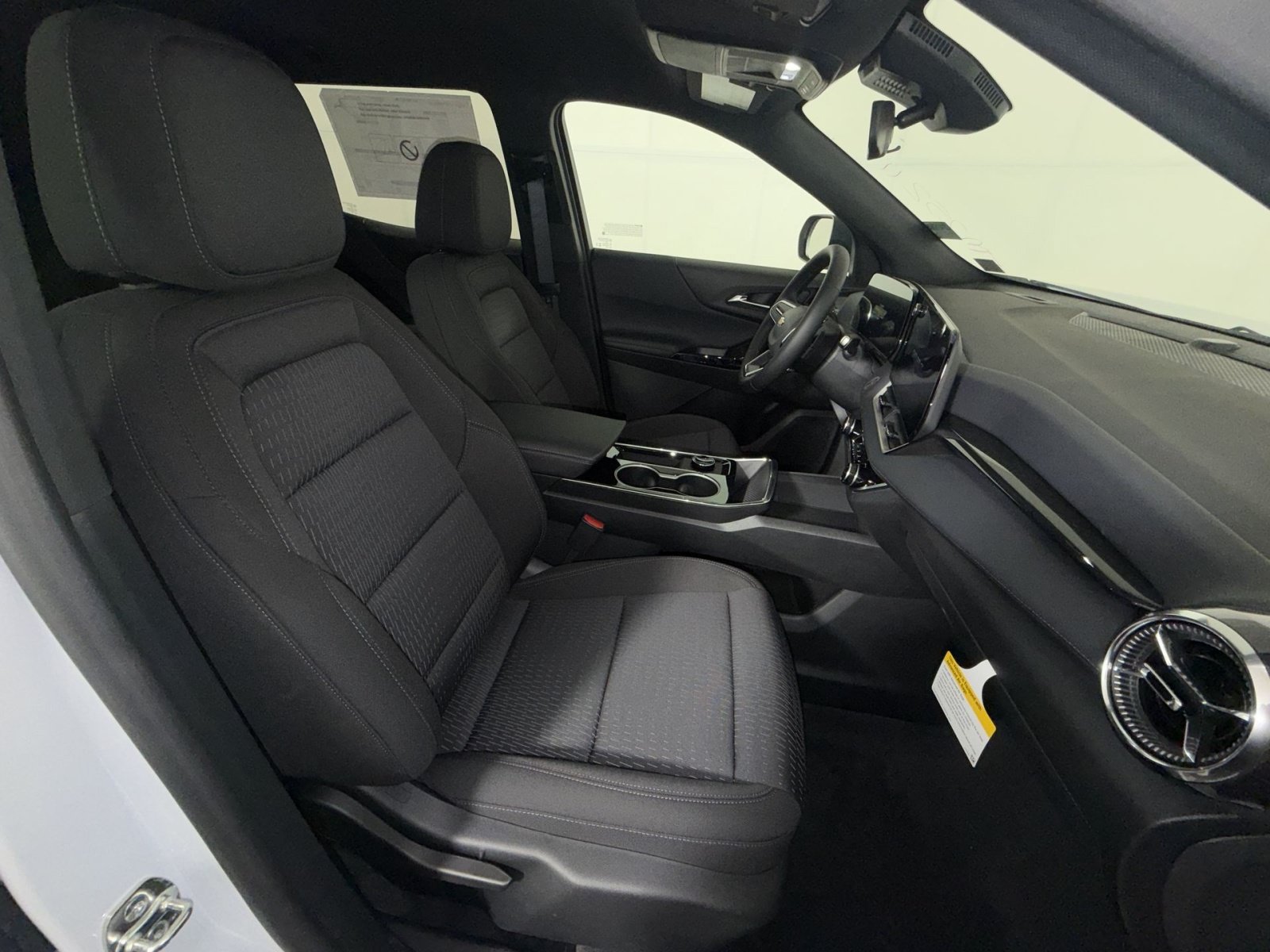 New 2027 Chevrolet Equinox LT FWD image 26