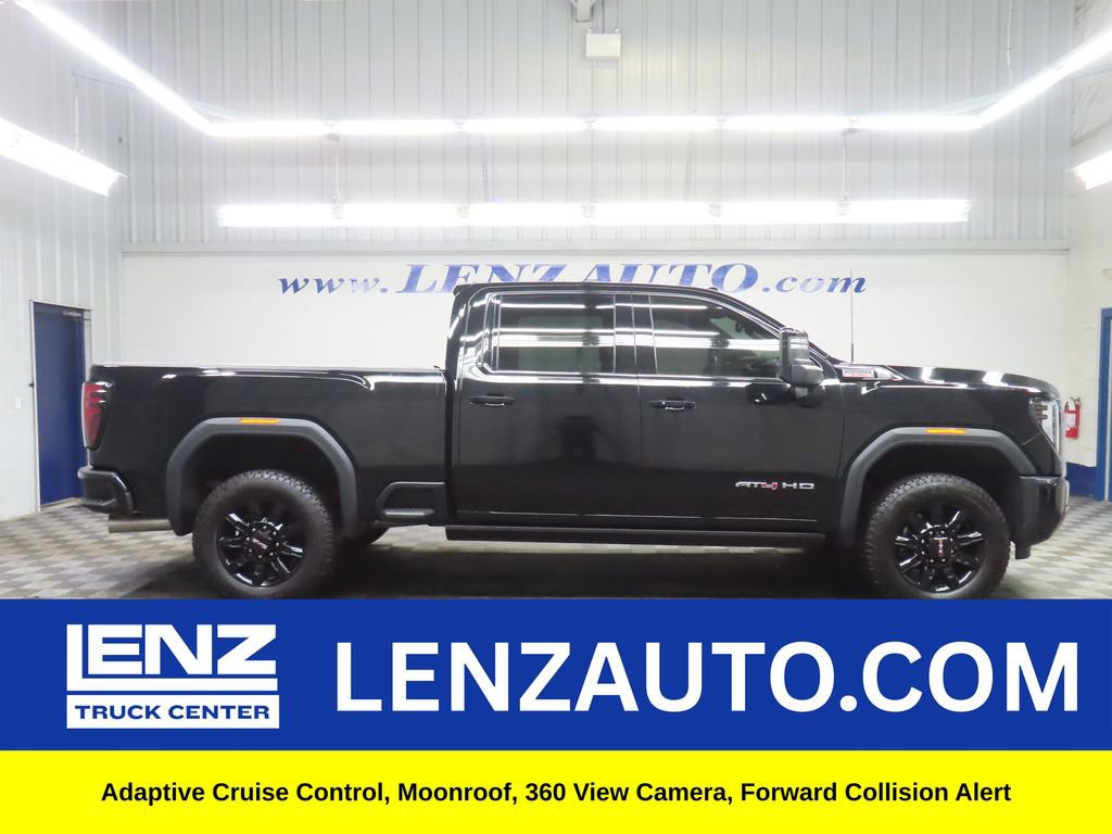 Used 2025 GMC Sierra 2500 AT4 image 1