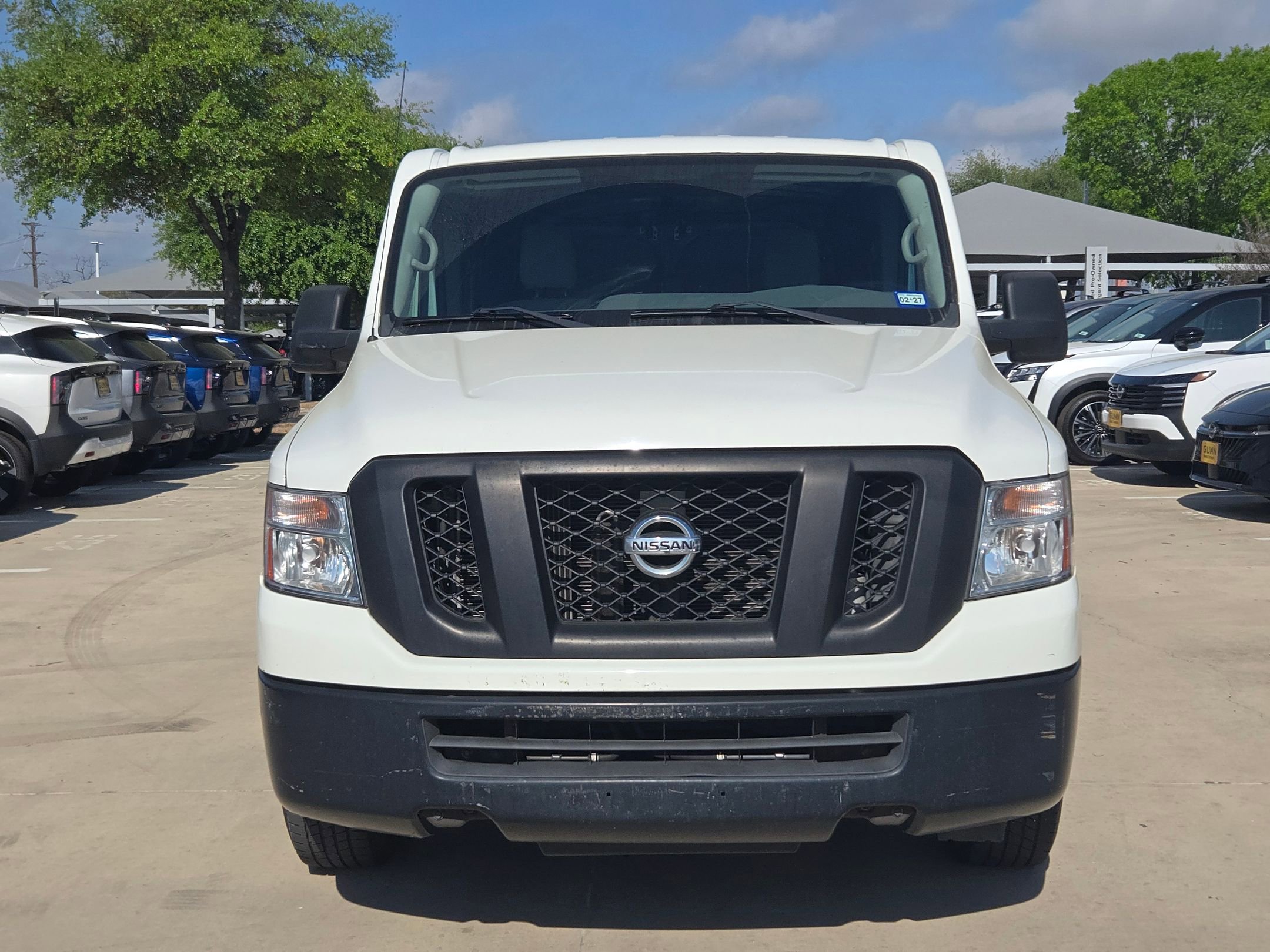 Used 2021 Nissan NV 2500 SV image 8