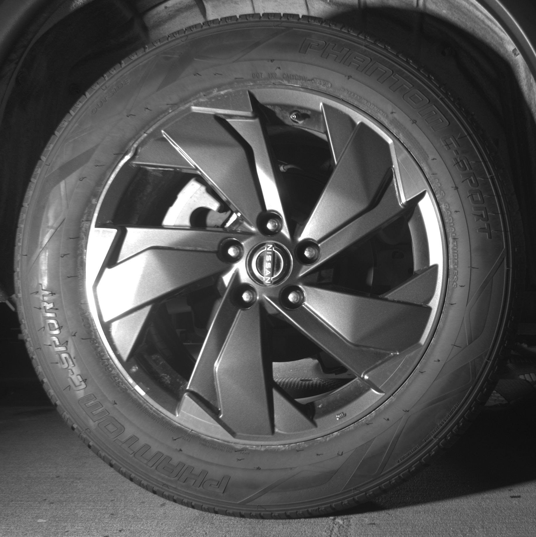 Used 2025 Nissan Rogue SV FWD image 15