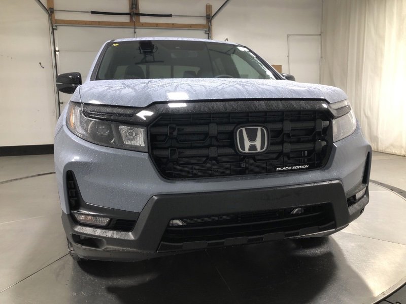 New 2026 Honda Ridgeline Black Edition image 2