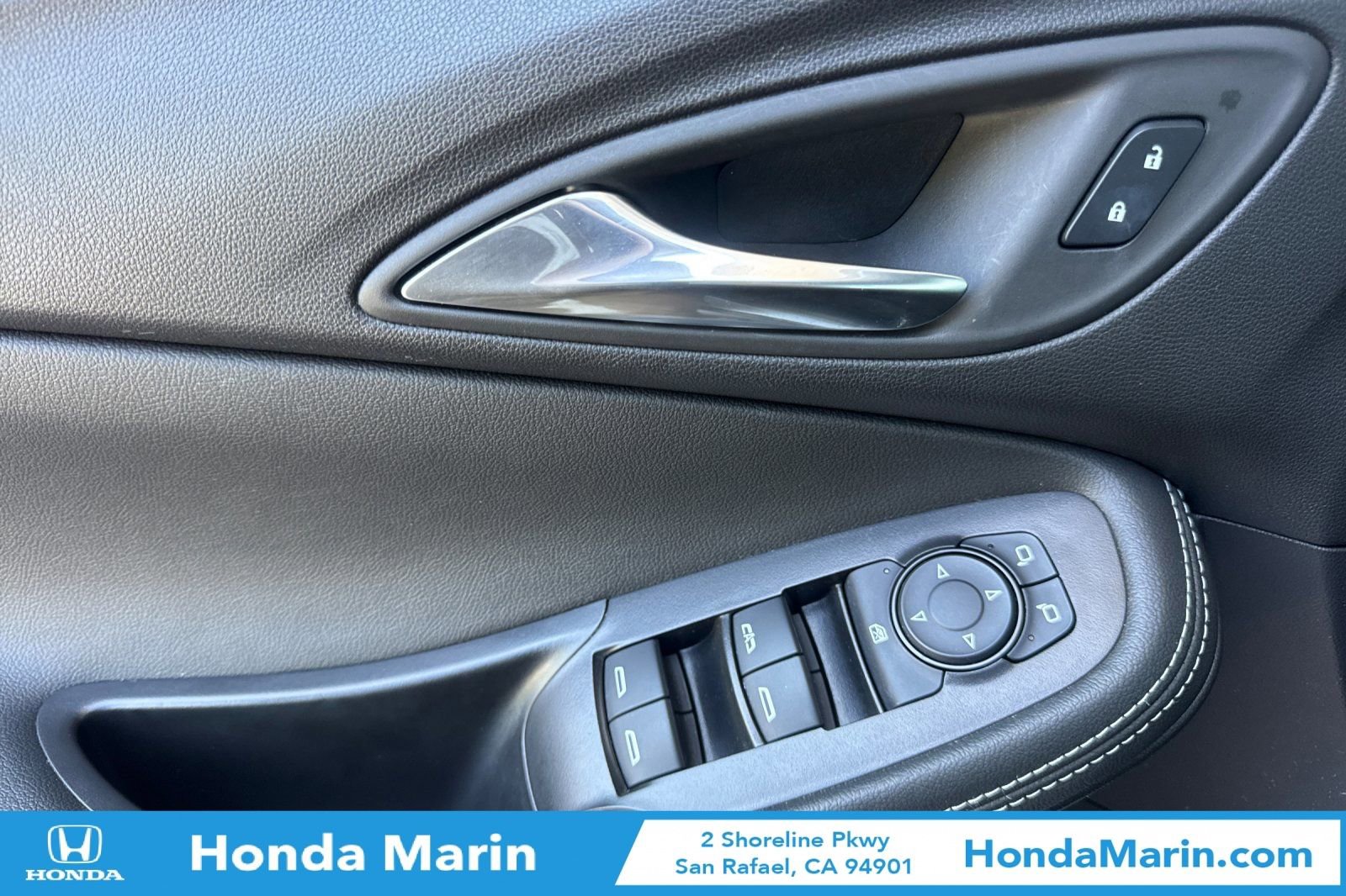 Used 2025 Buick Encore GX Preferred image 13