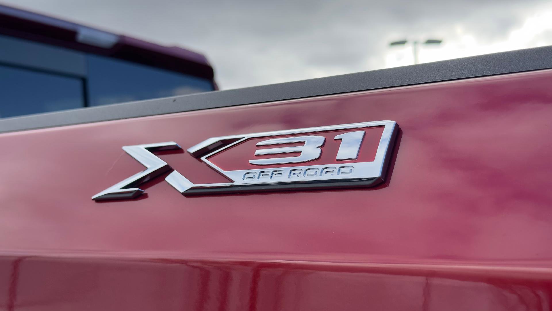 New 2026 GMC Sierra 1500 SLT w/ SLT Premium Plus Package image 10