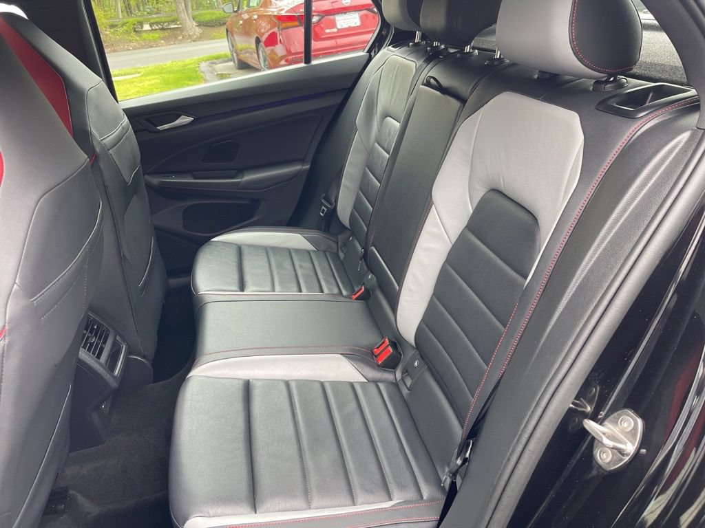 Used 2024 Volkswagen GTI SE FWD image 20