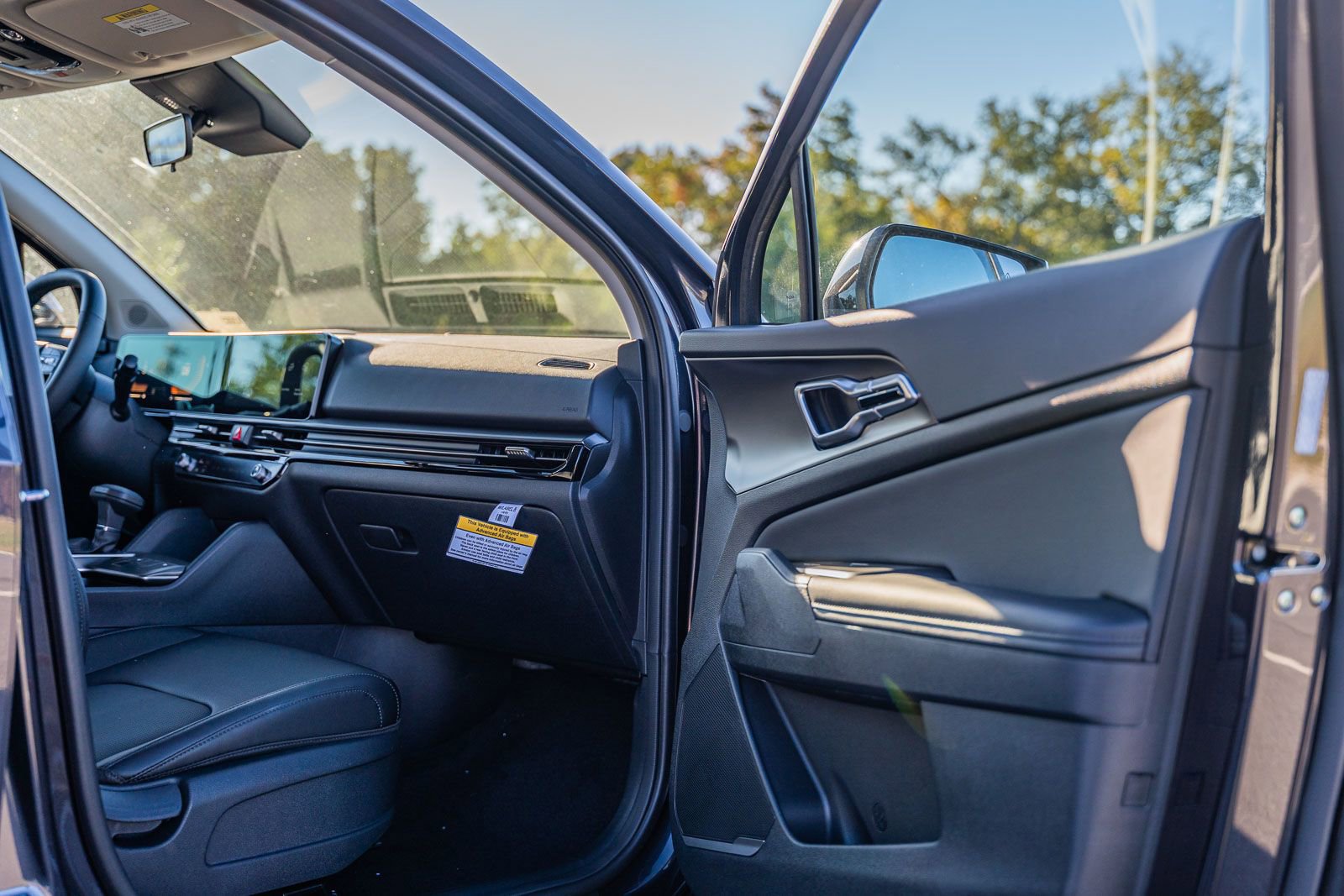 New 2026 Kia Sportage EX w/ EX Panorama Roof Package image 7