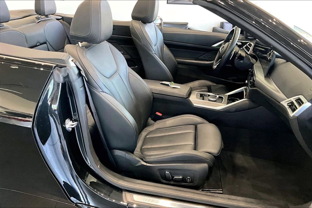 Used 2026 BMW 430i Convertible RWD image 27