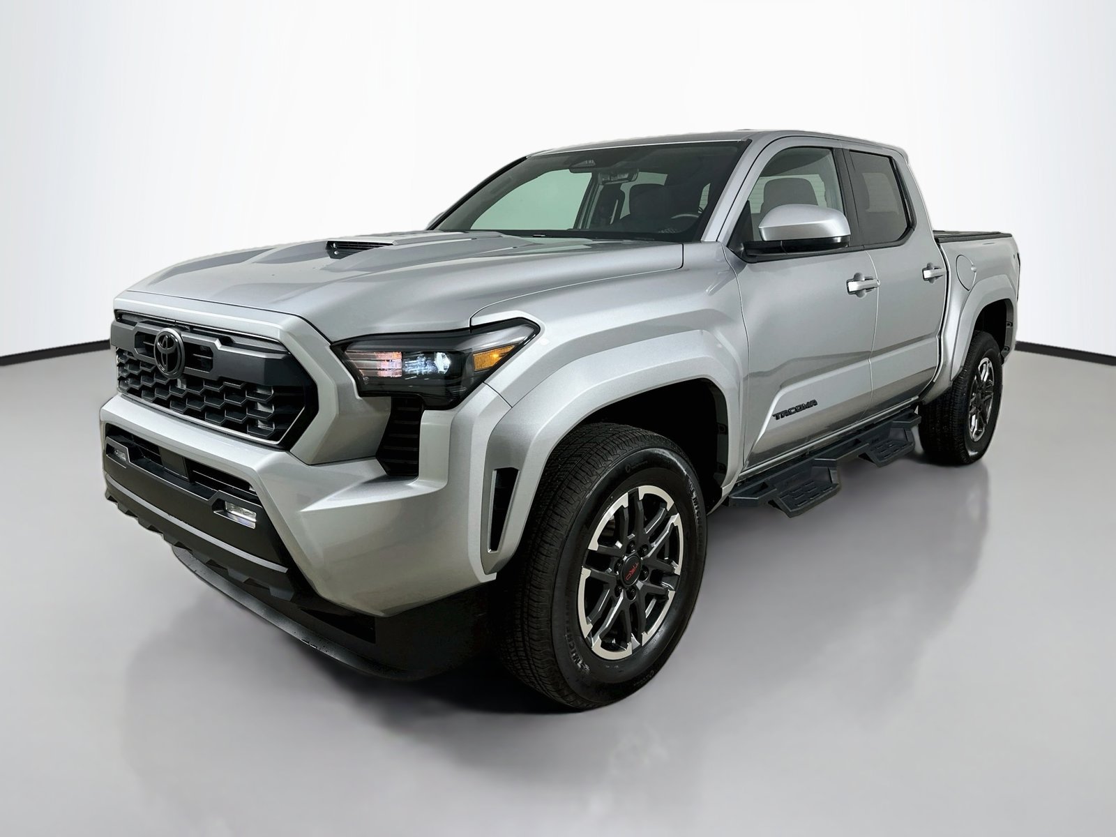 Used 2026 Toyota Tacoma TRD Sport AWD/4WD image 1