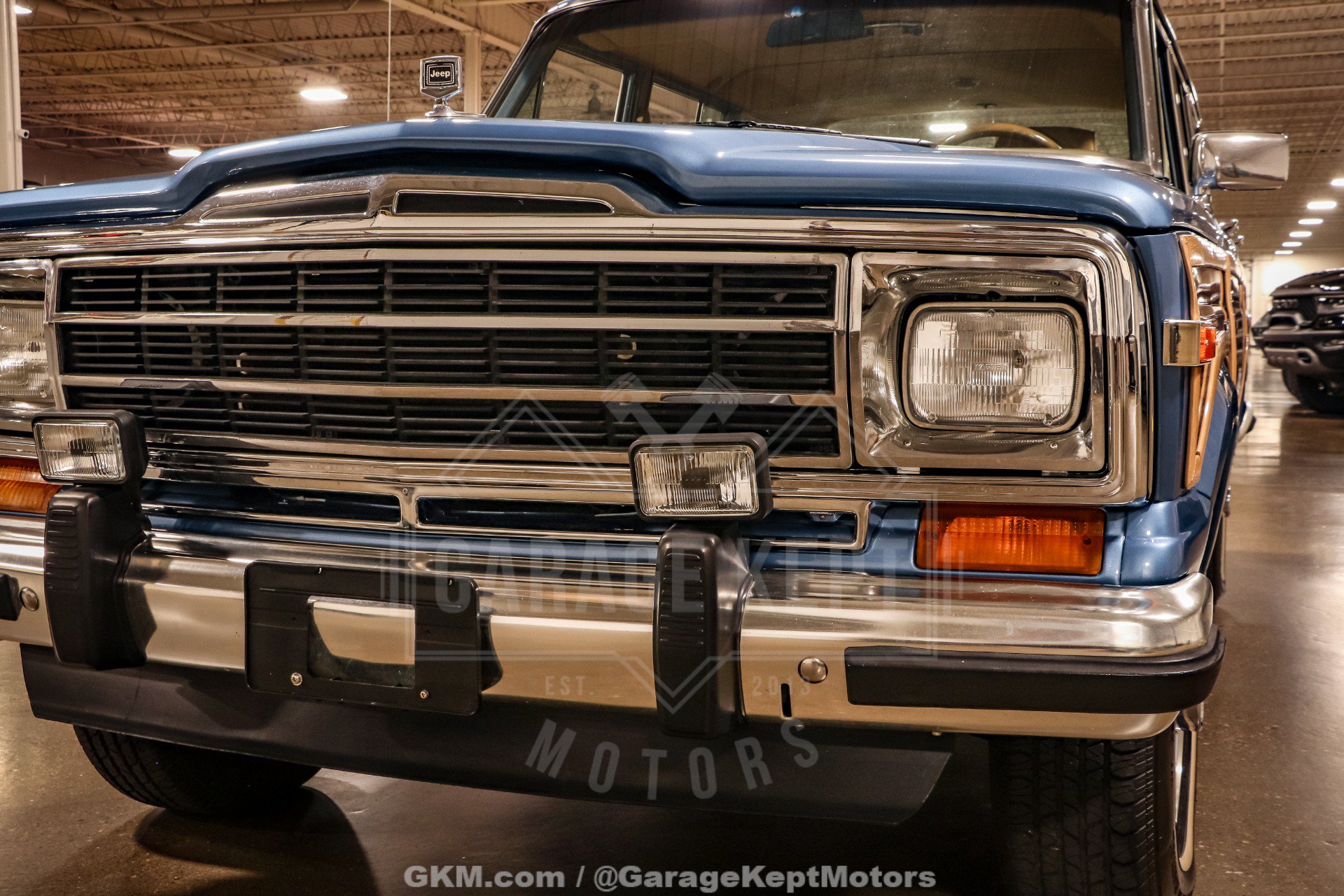 Used 1987 Jeep Grand Wagoneer AWD/4WD image 19