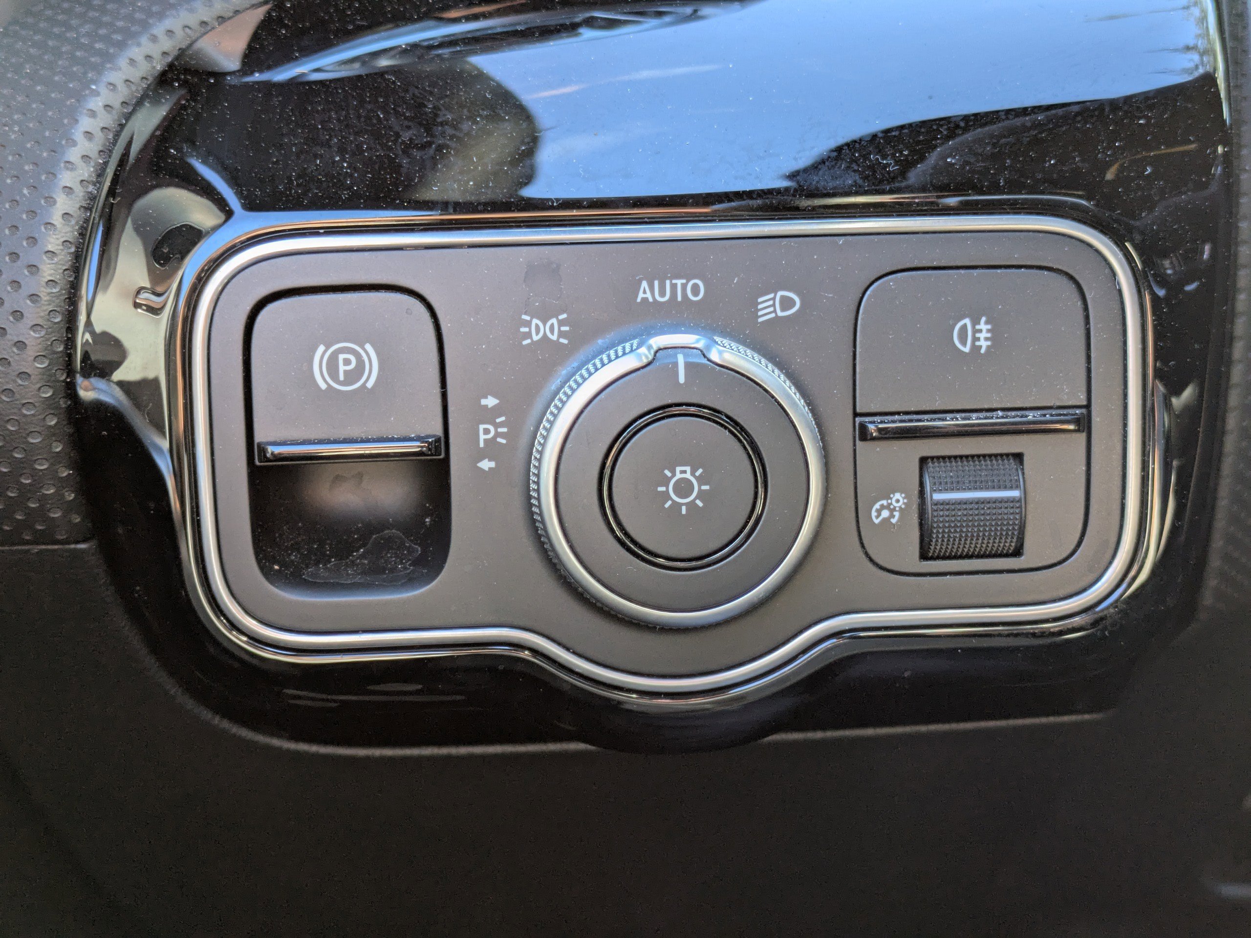 Certified 2025 Mercedes-Benz CLA 250 image 24