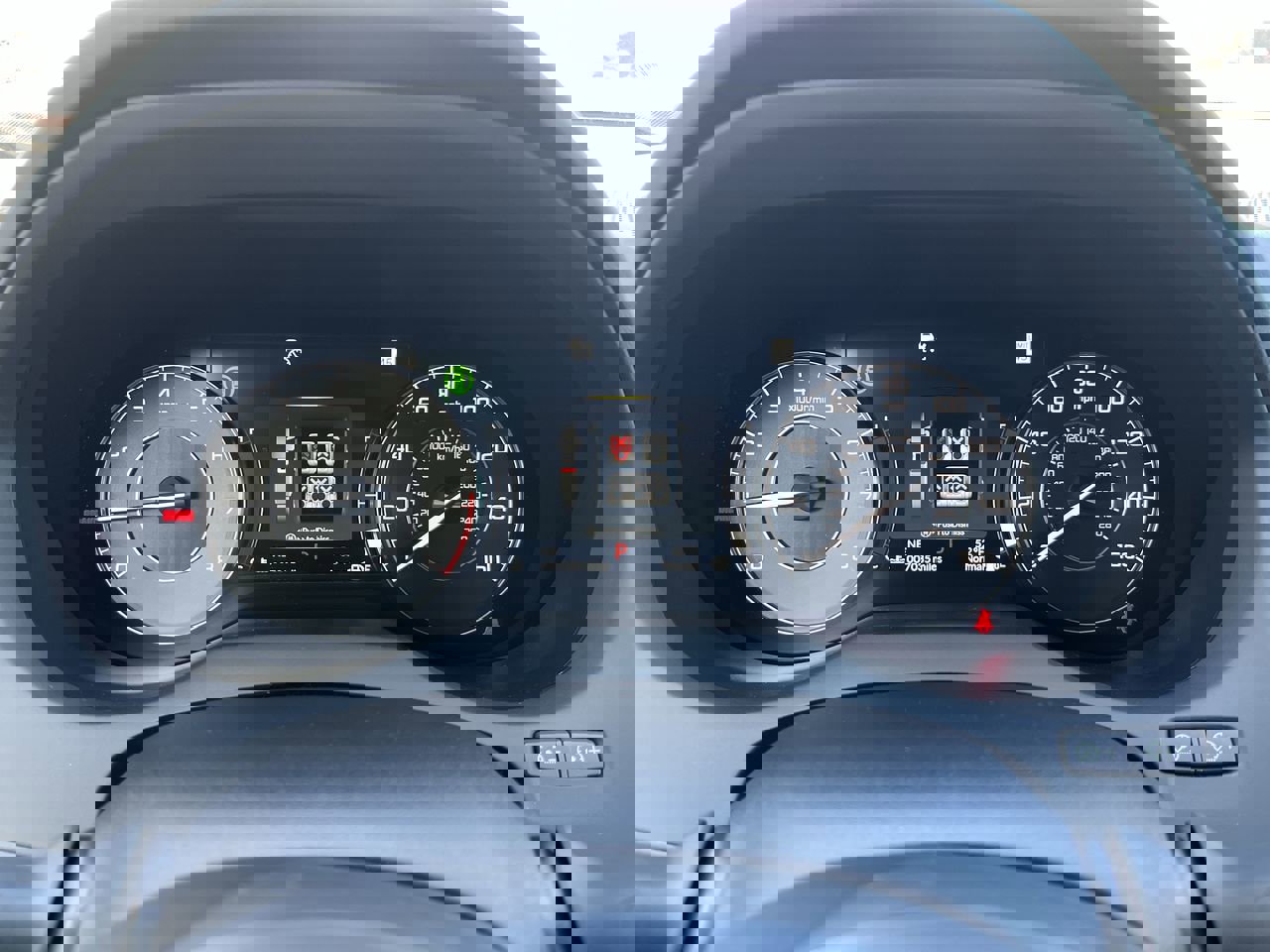 Used 2025 Acura RDX SH-AWD w/ Advance Package image 23